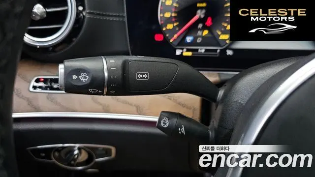 MERCEDES BENZ E-Classe W213 E300 4MATIC Exclusive 2019 — photo 9 sur 20