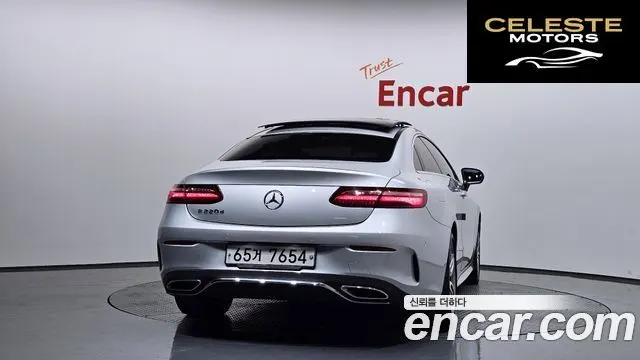 MERCEDES BENZ E-Classe W213 E220d Coupé 2017 — photo 4 sur 20