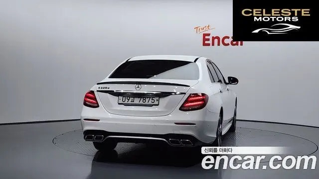 MERCEDES BENZ E-Classe W213 E220d Avantgarde 2019 — photo 4 sur 20