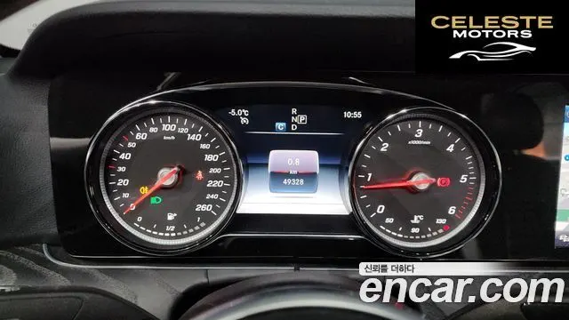 MERCEDES BENZ E-Classe W213 E220d Avantgarde 2019 — photo 8 sur 20
