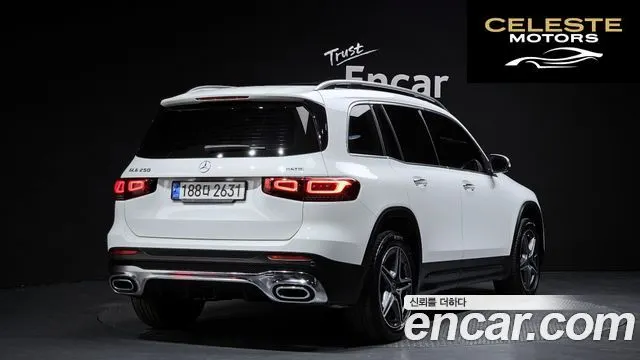 MERCEDES BENZ GLB-Classe X247 GLB250 4MATIC 2022 — photo 2 sur 20