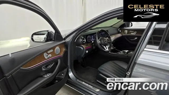 MERCEDES BENZ E-Classe W213 E300 4MATIC Exclusive 2019 — photo 10 sur 20