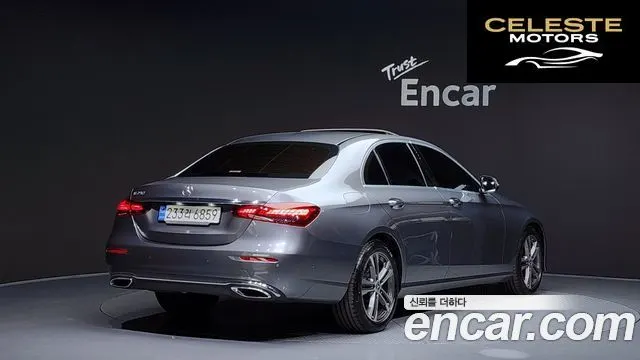MERCEDES BENZ E-Classe W213 E250 Avantgarde 2023 — photo 2 sur 20
