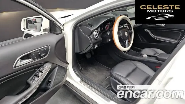 MERCEDES BENZ GLA-Classe X156 GLA200 CDI 4MATIC 2015 — photo 12 sur 20