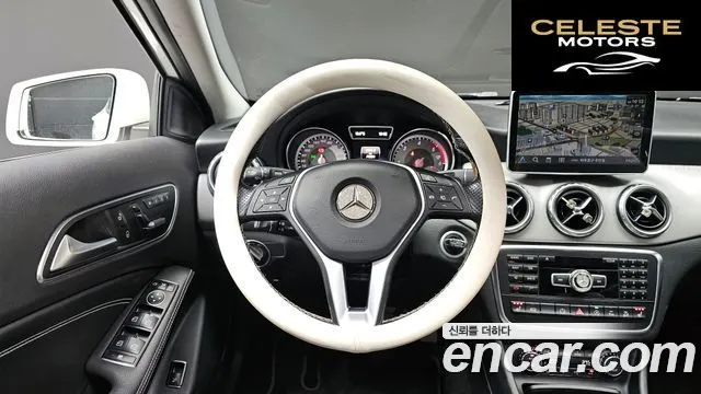 MERCEDES BENZ GLA-Classe X156 GLA200 CDI 4MATIC 2015 — photo 13 sur 20