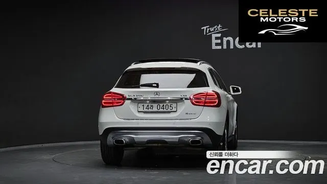 MERCEDES BENZ GLA-Classe X156 GLA200 CDI 4MATIC 2015 — photo 4 sur 20