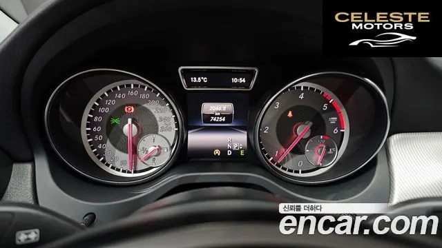 MERCEDES BENZ GLA-Classe X156 GLA200 CDI 4MATIC 2015 — photo 8 sur 20