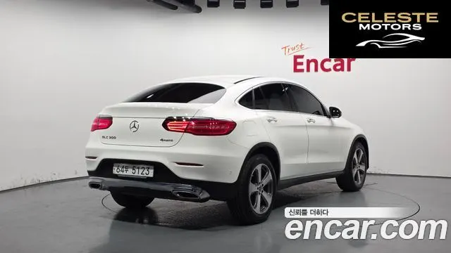 MERCEDES BENZ GLC-Classe X253 GLC300 4MATIC Coupé 2019 — photo 2 sur 20