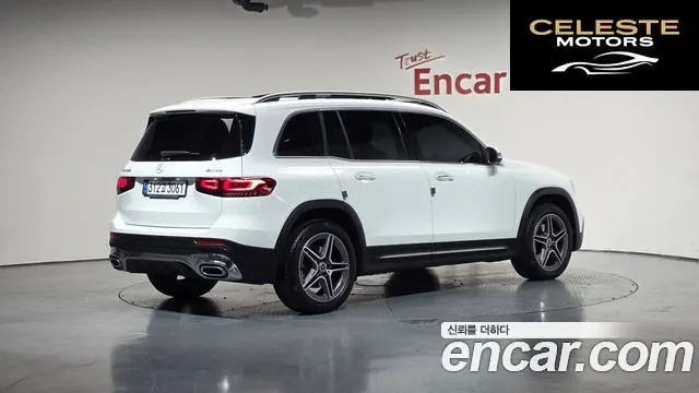 MERCEDES BENZ GLB-Classe X247 GLB250 4MATIC 2022 — photo 1 sur 20