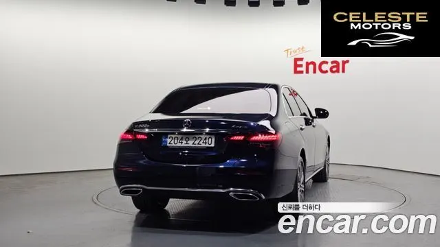 MERCEDES BENZ E-Classe W213 E300e 4MATIC Exclusive 2023 — photo 4 sur 20
