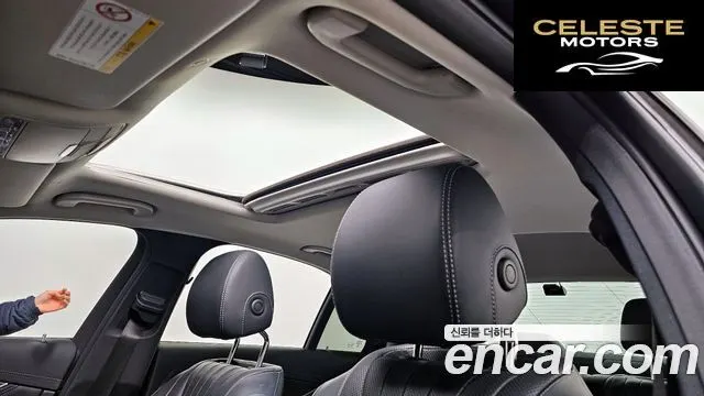 MERCEDES BENZ E-Classe W213 E300 4MATIC Exclusive 2019 — photo 19 sur 26