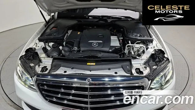 MERCEDES BENZ E-Classe W213 E300 4MATIC Exclusive 2019 — photo 6 sur 26