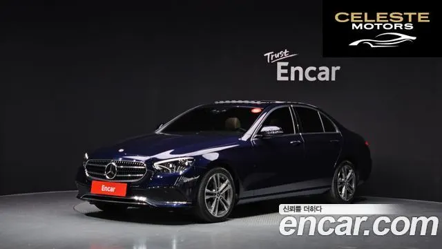 MERCEDES BENZ E-Classe W213 E350 4MATIC Avantgarde 2021 — photo 1 sur 20