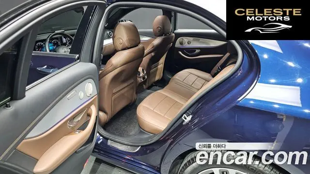 MERCEDES BENZ E-Classe W213 E350 4MATIC Avantgarde 2021 — photo 13 sur 20