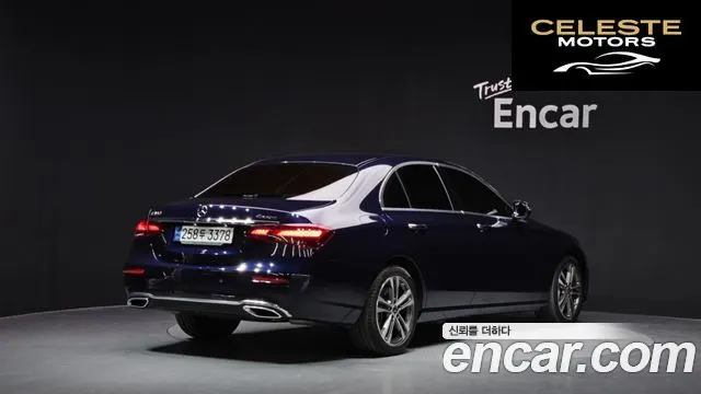 MERCEDES BENZ E-Classe W213 E350 4MATIC Avantgarde 2021 — photo 2 sur 20