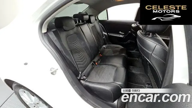 MERCEDES BENZ A-Classe W177 A220 Berline 2020 — photo 12 sur 20