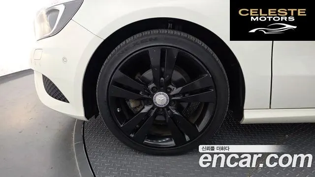 MERCEDES BENZ A-Classe W176 A180 CDI Night 2015 — photo 5 sur 20