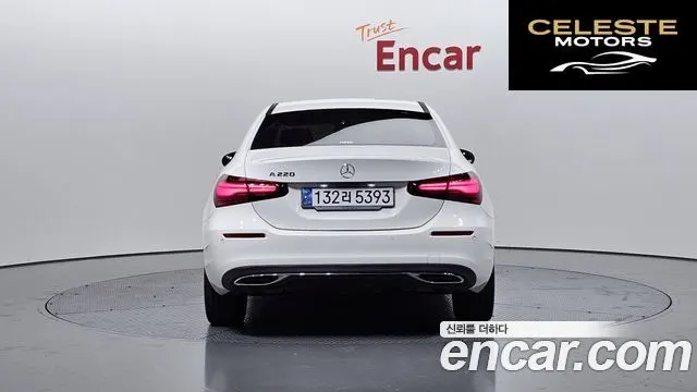 MERCEDES BENZ A-Classe W177 A220 Berline 2024 — photo 4 sur 20