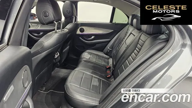 MERCEDES BENZ E-Classe W213 E200 Avantgarde 2017 — photo 12 sur 20