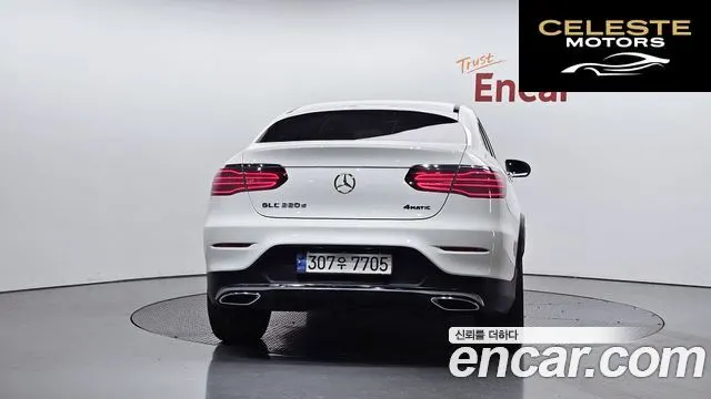 MERCEDES BENZ GLC-Classe X253 GLC220 d 4MATIC Coupé 2018 — photo 4 sur 20