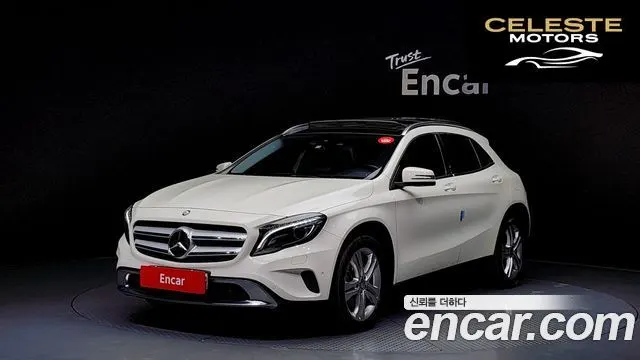 MERCEDES BENZ GLA-Classe X156 GLA200 d 4MATIC 2016 — photo 1 sur 20