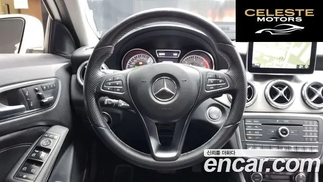 MERCEDES BENZ GLA-Classe X156 GLA200 d 4MATIC 2016 — photo 13 sur 20