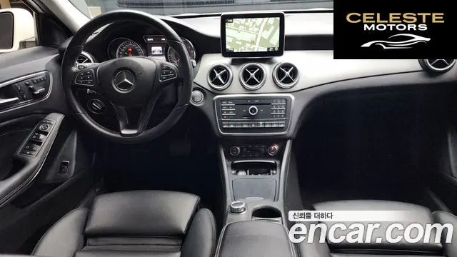 MERCEDES BENZ GLA-Classe X156 GLA200 d 4MATIC 2016 — photo 7 sur 20