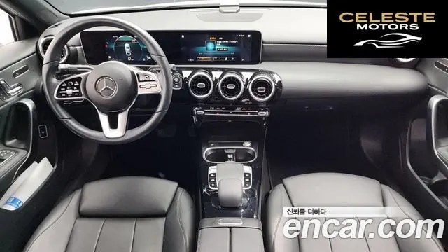 MERCEDES BENZ A-Classe W177 A250 4MATIC Berline 2020 — photo 7 sur 20
