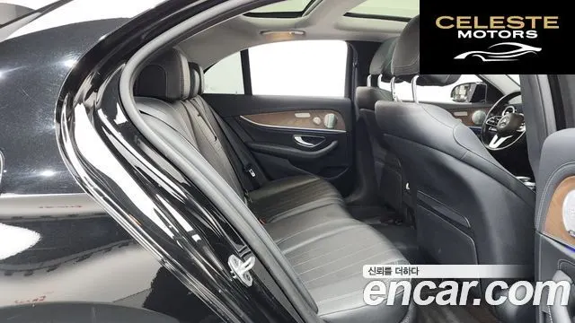 MERCEDES BENZ E-Classe W213 E300e Exclusive 2019 — photo 12 sur 20