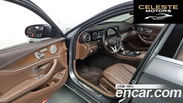MERCEDES BENZ E-Classe W213 E300e Exclusive 2019 — photo 11 sur 20