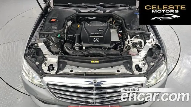 MERCEDES BENZ E-Classe W213 E300e Exclusive 2019 — photo 6 sur 20