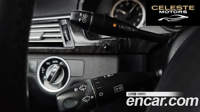 MERCEDES BENZ E-Classe W212 E220 CDI Avantgarde 2012 — photo 17 sur 20