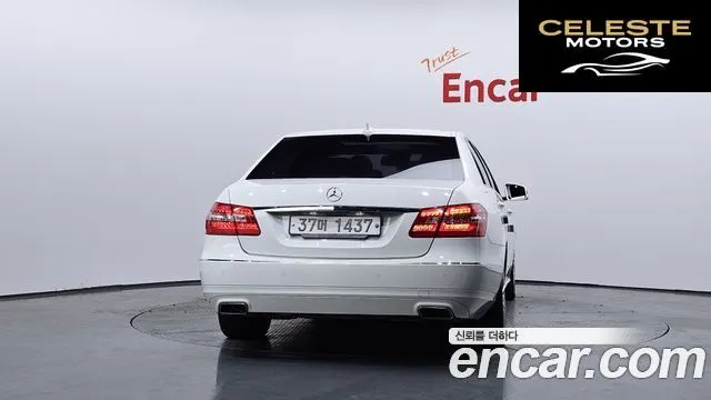 MERCEDES BENZ E-Classe W212 E220 CDI Avantgarde 2012 — photo 4 sur 20
