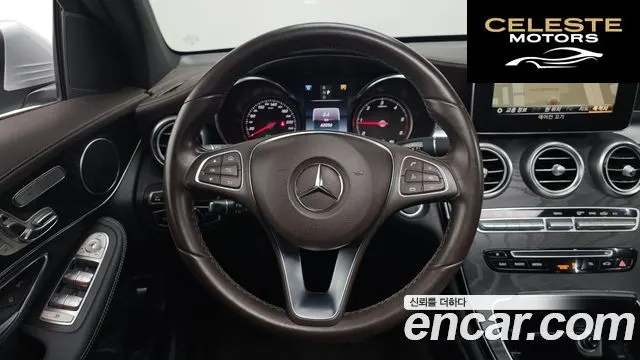MERCEDES BENZ GLC-Classe X253 GLC220 d 4MATIC Premium 2018 — photo 13 sur 26