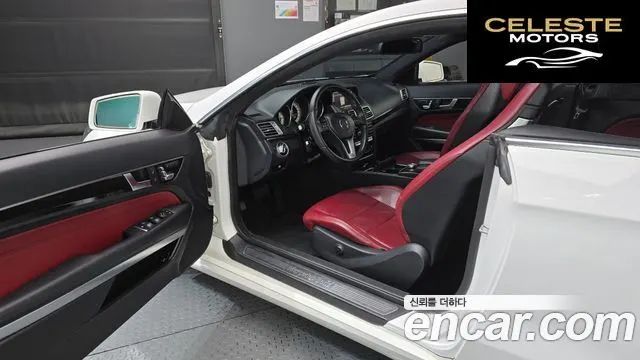 MERCEDES BENZ E-Classe W212 E200 Coupé 2014 — photo 11 sur 20