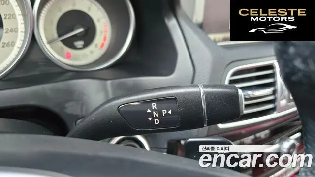 MERCEDES BENZ E-Classe W212 E200 Coupé 2014 — photo 9 sur 20