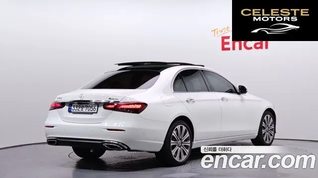 MERCEDES BENZ E-Classe W213 E450 4MATIC Exclusive 2021 — photo 2 sur 26