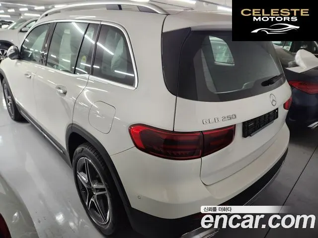 MERCEDES BENZ GLB-Classe X247 GLB250 4MATIC 2025 — photo 3 sur 11