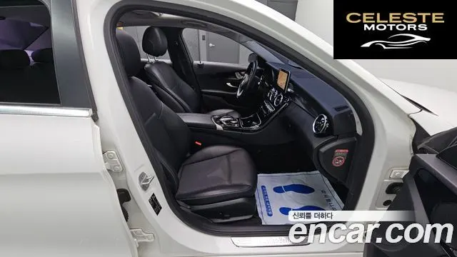 MERCEDES BENZ C-Classe W205 C200 2016 — photo 12 sur 20