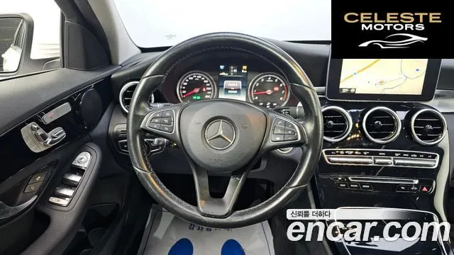 MERCEDES BENZ C-Classe W205 C200 2016 — photo 15 sur 20