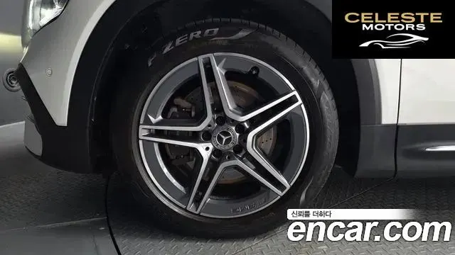 MERCEDES BENZ GLB-Classe X247 GLB250 4MATIC 2020 — photo 5 sur 26