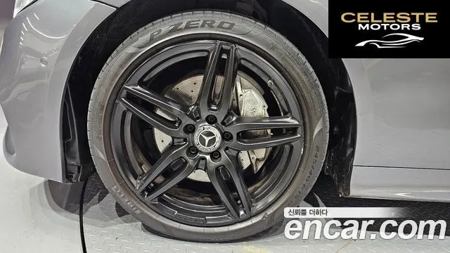 MERCEDES BENZ E-Classe W213 E220d Coupé 2018 — photo 5 sur 20