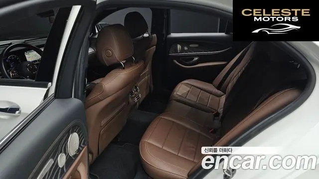 MERCEDES BENZ E-Classe W213 E350 4MATIC Avantgarde 2022 — photo 12 sur 20