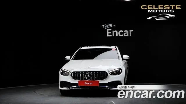 MERCEDES BENZ E-Classe W213 E350 4MATIC Avantgarde 2022 — photo 3 sur 20