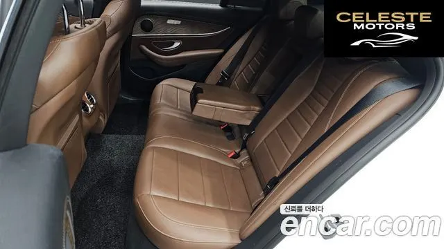 MERCEDES BENZ E-Classe W213 E250 Exclusive 2021 — photo 12 sur 26