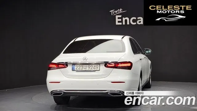 MERCEDES BENZ E-Classe W213 E250 Exclusive 2021 — photo 4 sur 26