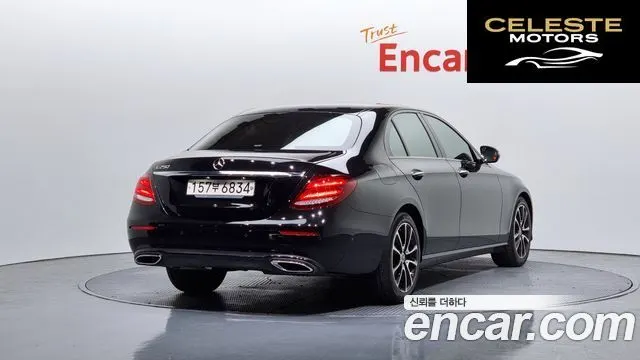 MERCEDES BENZ E-Classe W213 E250 Avantgarde 2020 — photo 2 sur 26
