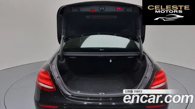 MERCEDES BENZ E-Classe W213 E250 Avantgarde 2020 — photo 20 sur 26