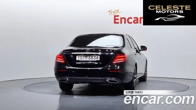 MERCEDES BENZ E-Classe W213 E250 Avantgarde 2020 — photo 4 sur 26