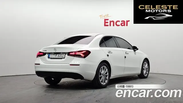 MERCEDES BENZ A-Classe W177 A220 Berline 2020 — photo 2 sur 20
